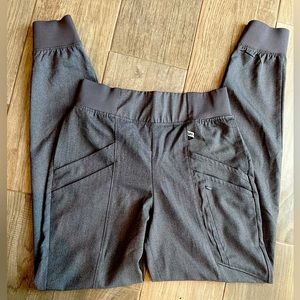 Scrub pants for women